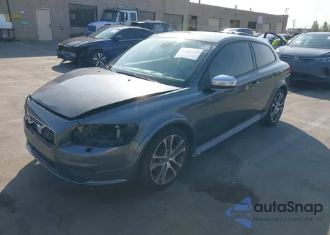 2008 Volvo C30 T5 R-Design/T5 Version 1.0/T5 Version 2.0 z USA, uszkodzony, nr VIN YV1MK672X82080391